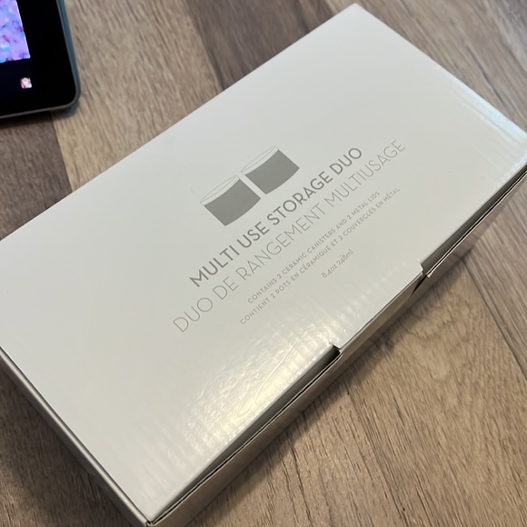 BNIB storage container duo - Picture 4 of 6